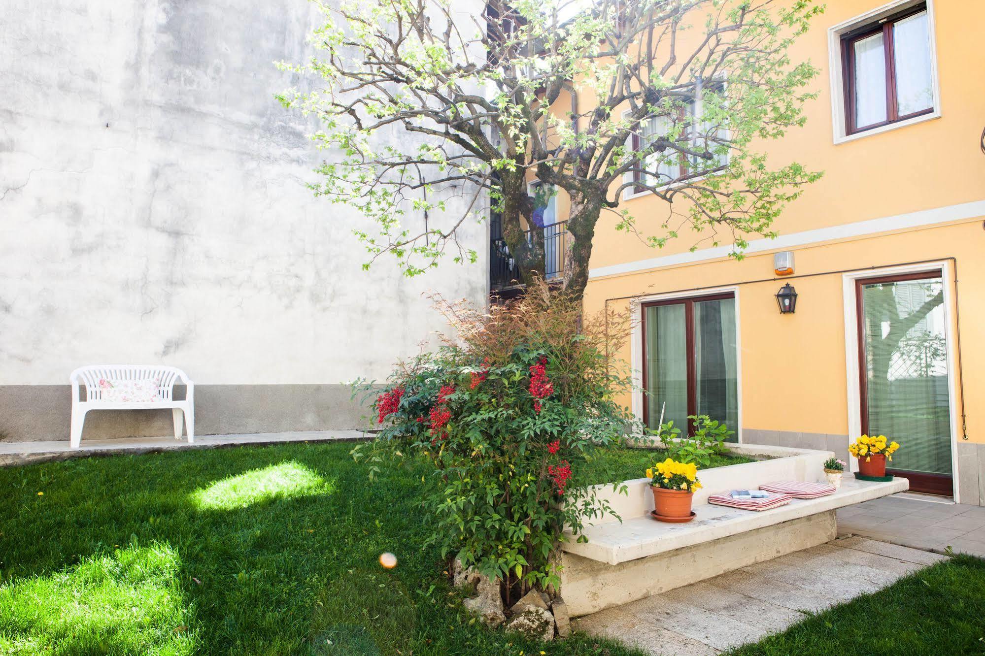 Botton D'Oro Pelabrocco Bed & Breakfast Bergamo Exterior photo